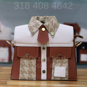 bolso pequeÑo tipo camisa color blanco y cafe